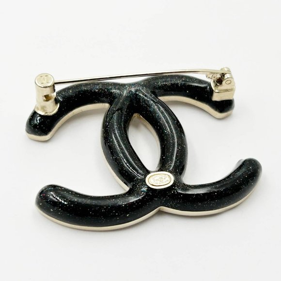 Chanel Brand New Silver Grey Ombre Black Curve Brooch - Picture 4 of 4